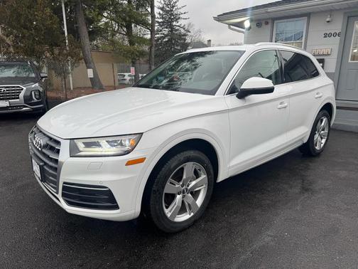 2018 Audi Q5 2.0T Premium Plus