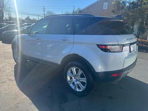 2017 Land Rover Range Rover Evoque SE