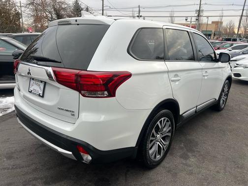 2017 Mitsubishi Outlander SEL