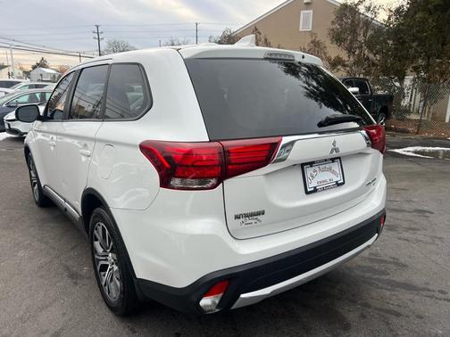 2017 Mitsubishi Outlander SEL