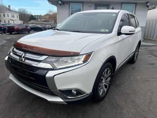 2017 Mitsubishi Outlander SEL