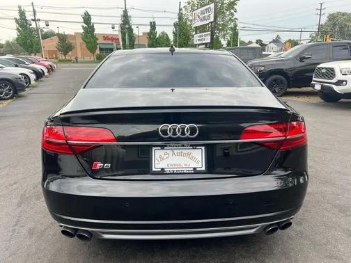 Black 2016 Audi S8 4.0T