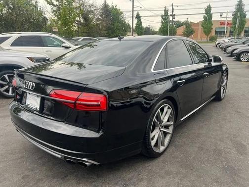 Black 2016 Audi S8 4.0T