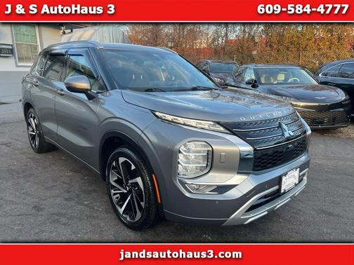 2022 Mitsubishi Outlander SEL