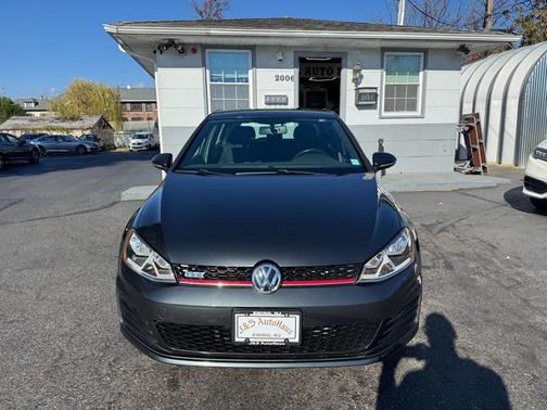 2017 Volkswagen Golf GTI 2.0T S 4-Door