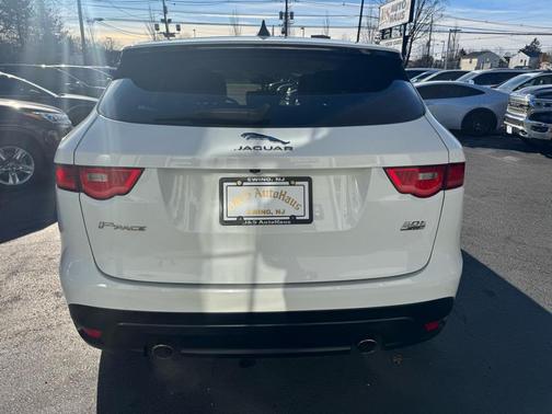 2020 Jaguar F-PACE 25t Prestige