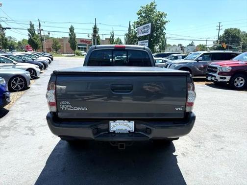 2015 Toyota Tacoma Base