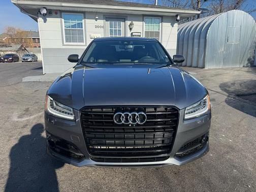 2016 Audi S8 4.0T