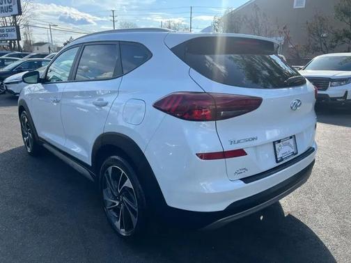 White 2021 Hyundai TUCSON Sport AWD