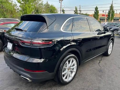 Black 2020 Porsche Cayenne Cayenne