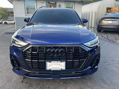 2022 Audi Q3 45 S line Premium Plus