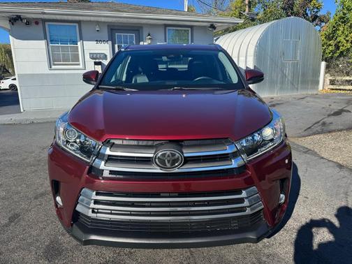 2017 Toyota Highlander Limited