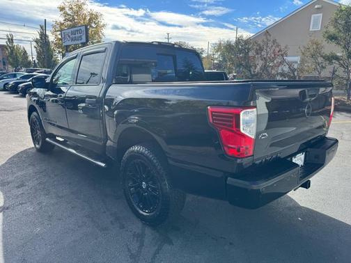 2018 Nissan Titan PRO-4X