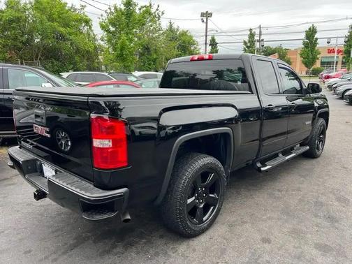 Black 2018 GMC Sierra 1500 Base