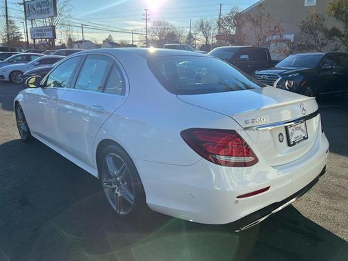 2019 Mercedes-Benz E-Class E300 Luxury 4MATIC Sedan