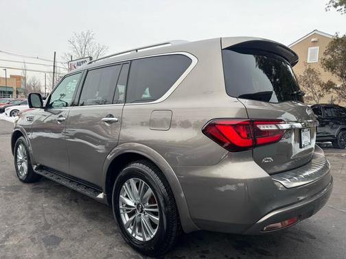 2018 INFINITI QX80 Base