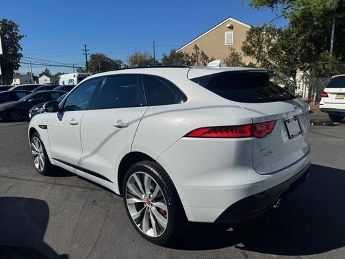 2017 Jaguar F-PACE S