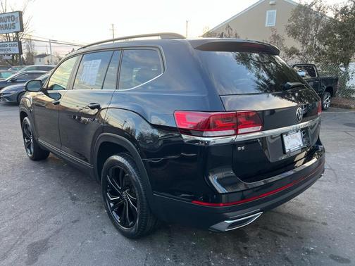 2022 Volkswagen Atlas 2.0T SE w/Technology 4MOTION