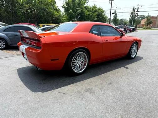 2010 Dodge Challenger SRT8