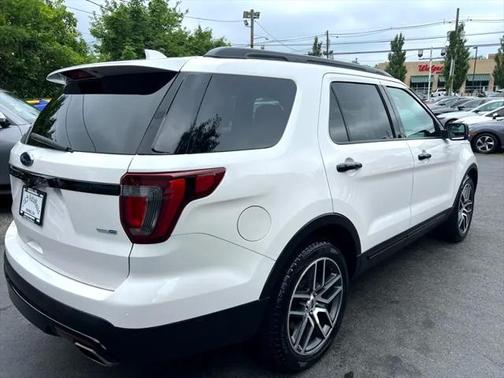 2017 Ford Explorer sport