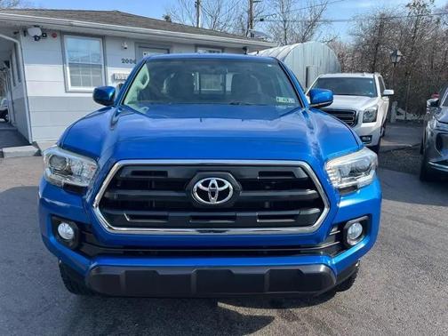 2017 Toyota Tacoma SR5