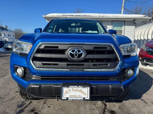 2017 Toyota Tacoma SR5