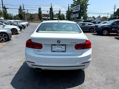 2016 BMW 328 328i xDrive Sedan
