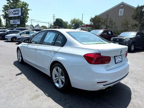 2016 BMW 328 328i xDrive Sedan