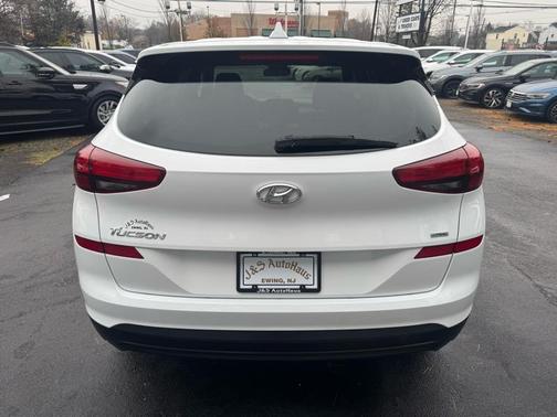 2019 Hyundai TUCSON SE