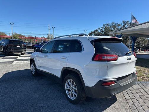 2018 Jeep Cherokee Latitude