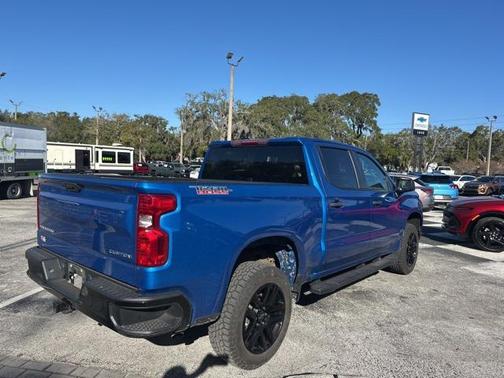 2023 Chevrolet Silverado 1500 Custom Trail Boss