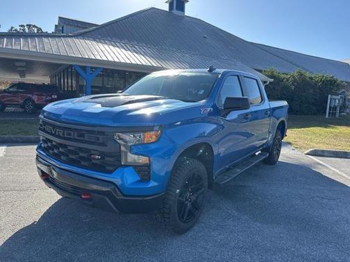 2023 Chevrolet Silverado 1500 Custom Trail Boss