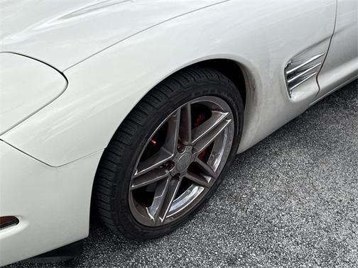 2001 Chevrolet Corvette Base