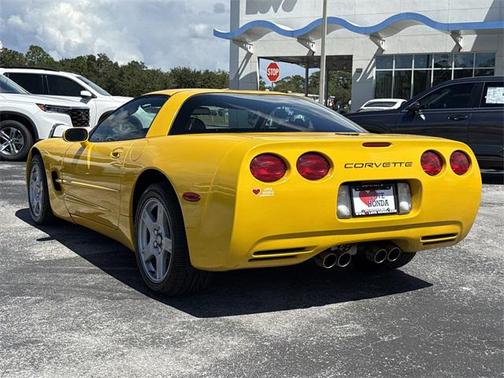 2000 Chevrolet Corvette Base