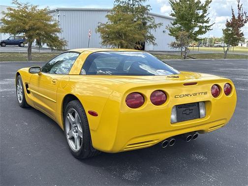 2000 Chevrolet Corvette Base