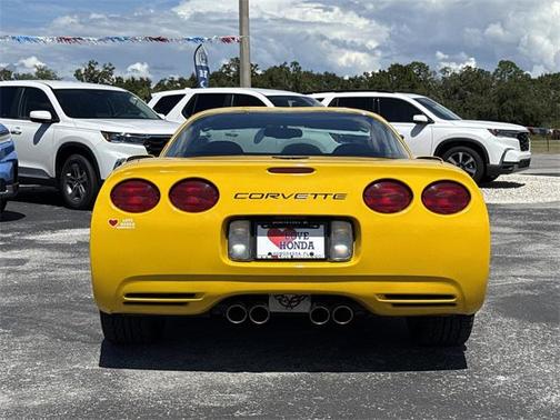 2000 Chevrolet Corvette Base