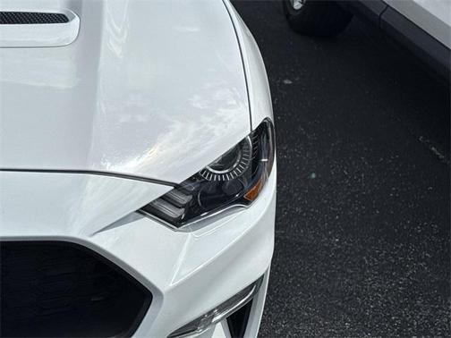 2021 Ford Mustang EcoBoost