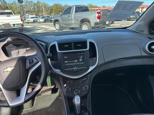 2017 Chevrolet Sonic LT