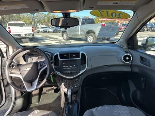 2017 Chevrolet Sonic LT