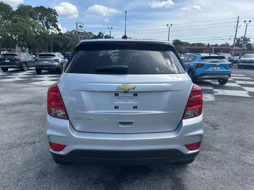 2022 Chevrolet Trax LS