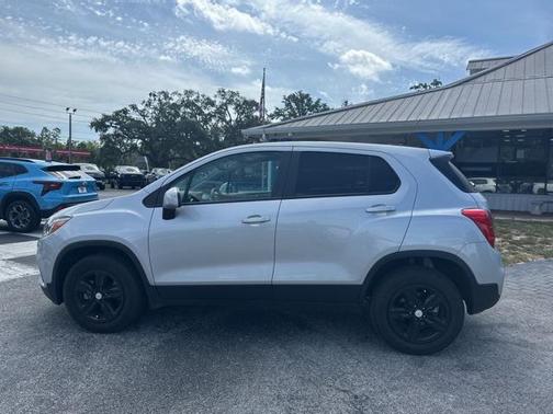 2022 Chevrolet Trax LS
