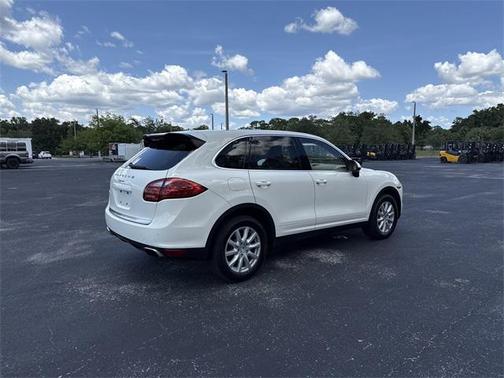 2011 Porsche Cayenne Base