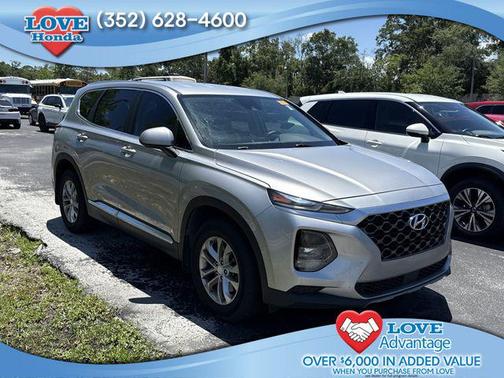 Shimmering Silver Pearl 2020 Hyundai SANTA FE SE 2.4