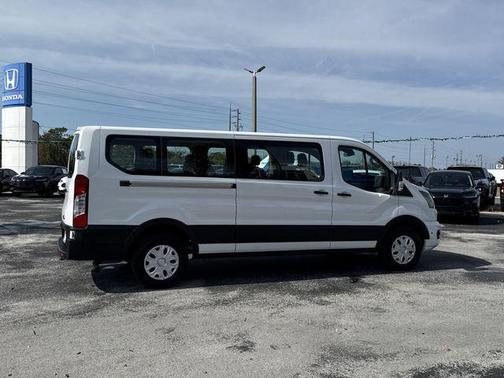 2025 Ford Transit-350 XLT