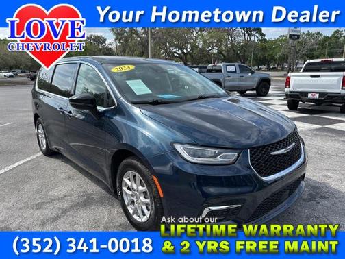 2024 Chrysler Pacifica Touring L