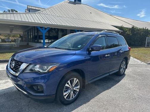 2020 Nissan Pathfinder SL 4WD