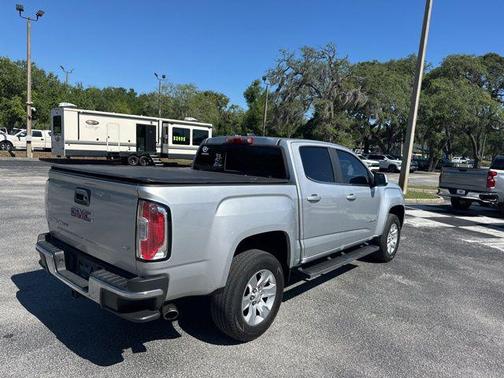 Quicksilver Metallic 2018 GMC Canyon SLE