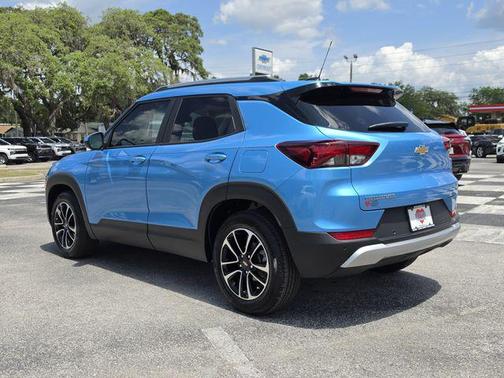 Marina Blue Metallic 2026 Chevrolet Trailblazer LT