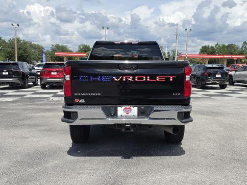 Mosaic Black Metallic 2023 Chevrolet Silverado 2500 LTZ