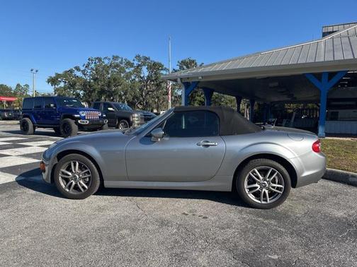 2013 Mazda MX-5 Miata Sport